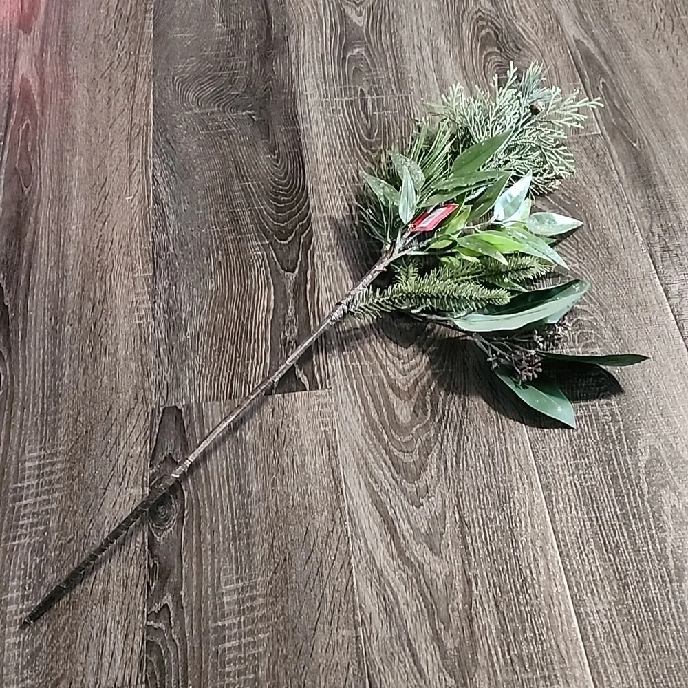 2x Ashland glittered foliage Stems